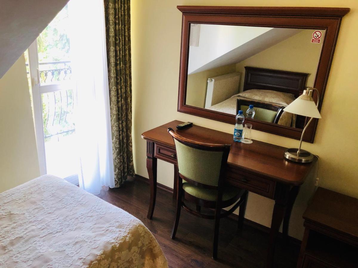 Hotel Mateo Stopnica ภายนอก รูปภาพ